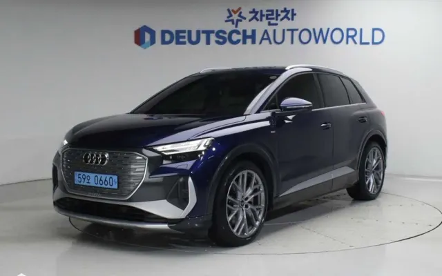 Q4 e-트론 45 프리미엄 아우디 2025/03 22,792km
